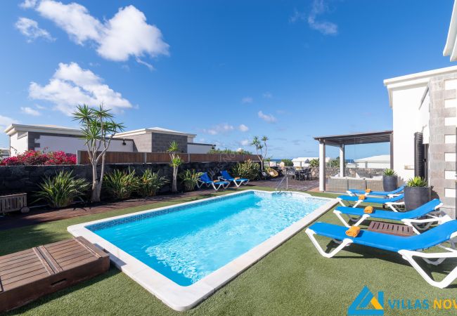 Villa in Playa Blanca - 204 - Casa Braeside (LH204) Villa in Playa Blanca - 204 - Casa Braeside (LH204)