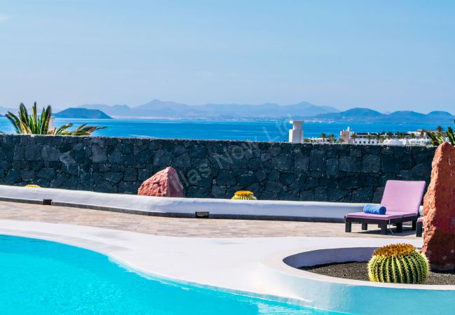 Villa in Playa Blanca - 217 - Casa Cacti (LH217) Villa in Playa Blanca - 217 - Casa Cacti (LH217)