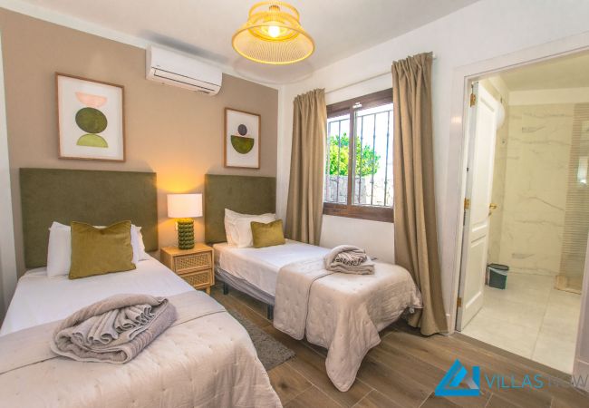 Villa in Playa Blanca - 222 - Villa Noches De Luna (LH222) Villa in Playa Blanca - 222 - Villa Noches De Luna (LH222)