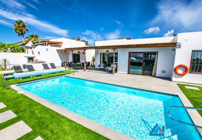 Villa in Playa Blanca - 222 - Villa Noches De Luna (LH222) Villa in Playa Blanca - 222 - Villa Noches De Luna (LH222)