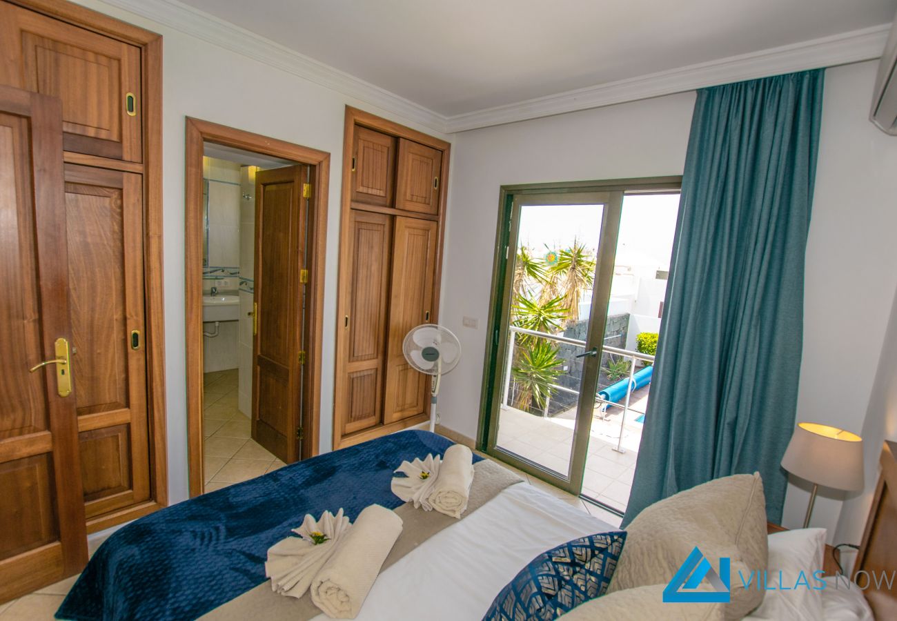 223 - Villa Ventura - Bedroom with Ensuite