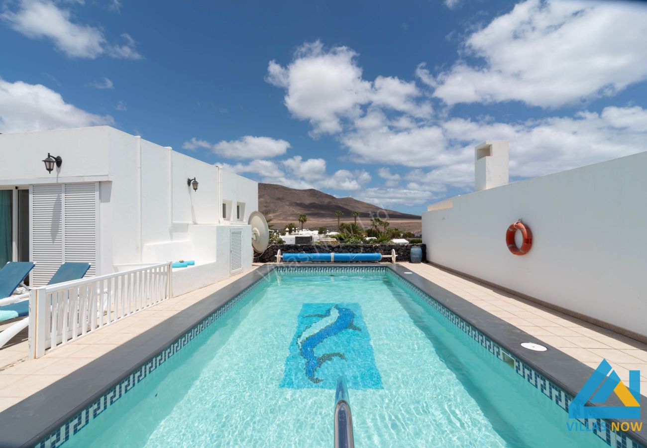 Casa Blanca - Gated Heated Swimming Pool 