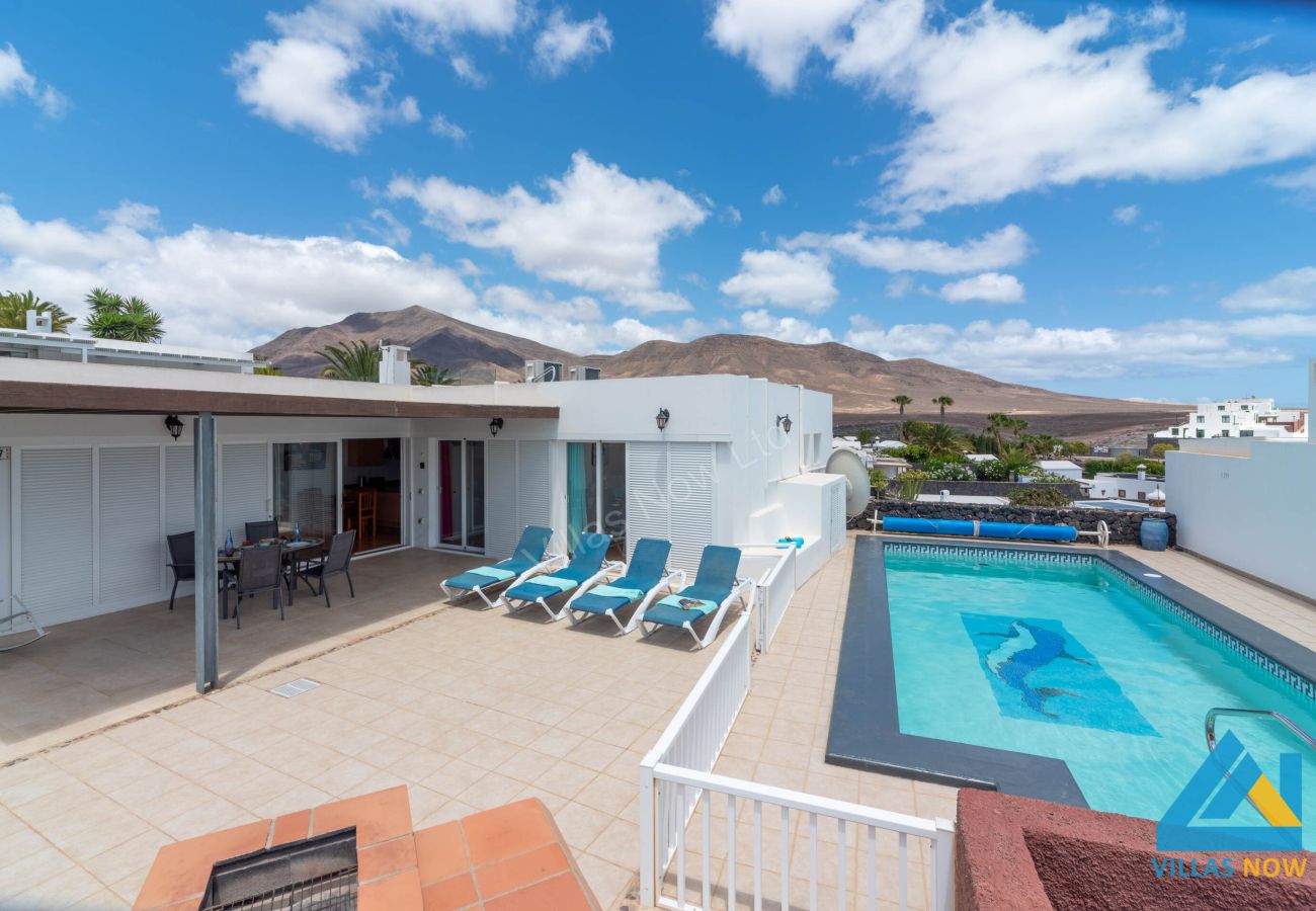 Villa in Playa Blanca - 242 - Casa Blanca (LH242)