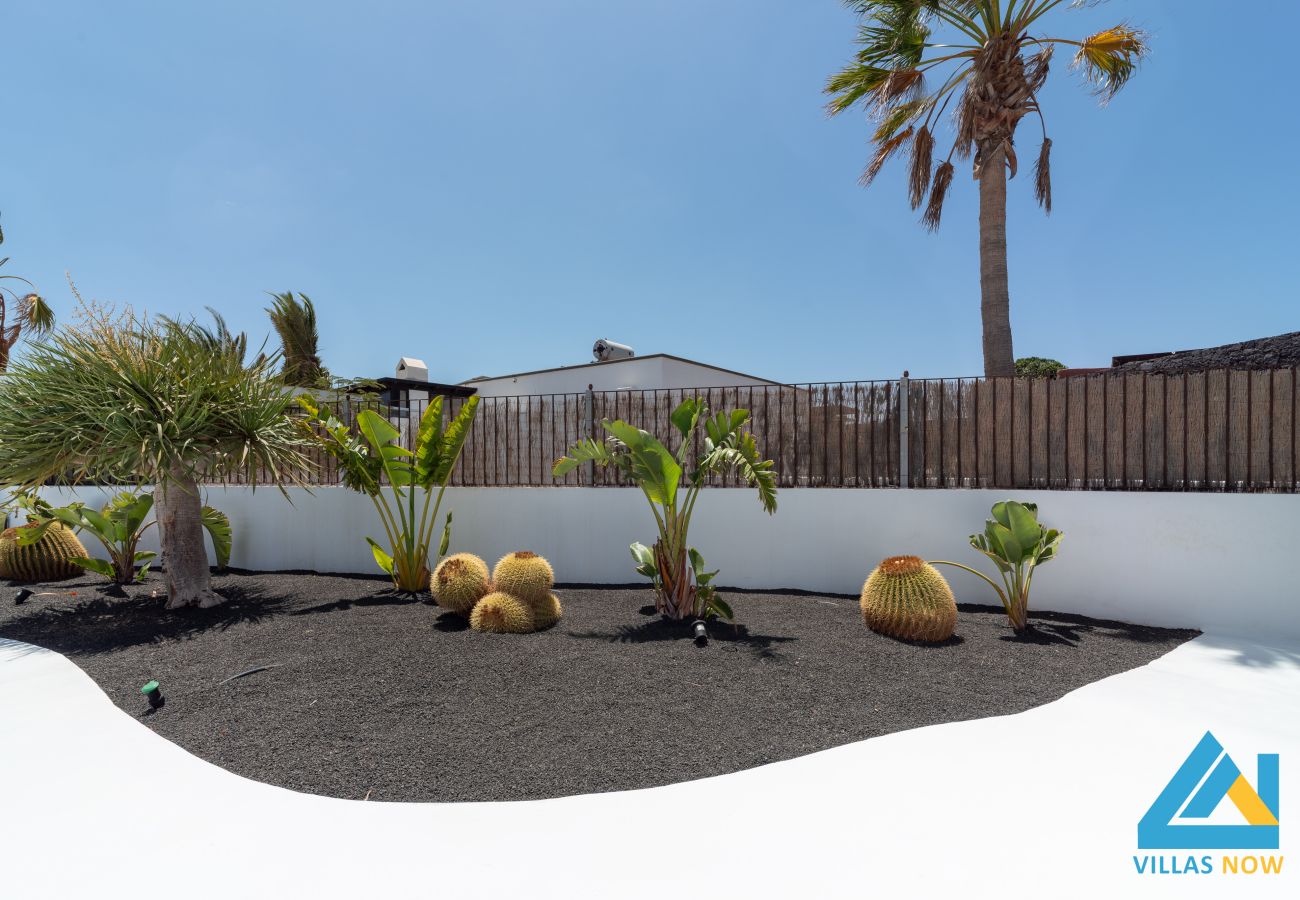 Villa in Playa Blanca - 245 - Casa Alana (LH245) Villa in Playa Blanca - 245 - Casa Alana (LH245)