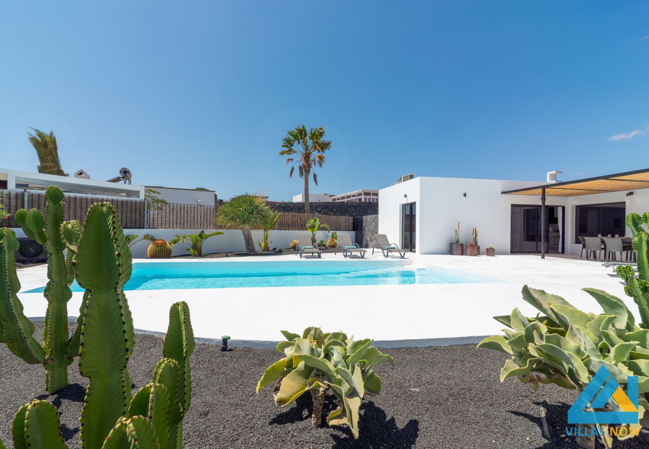 Villa in Playa Blanca - 245 - Casa Alana (LH245) Villa in Playa Blanca - 245 - Casa Alana (LH245)