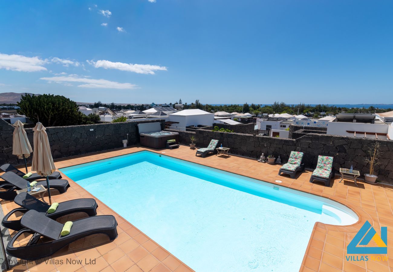 Villa in Playa Blanca - 286 - Vista Lobos 11 (LH286)